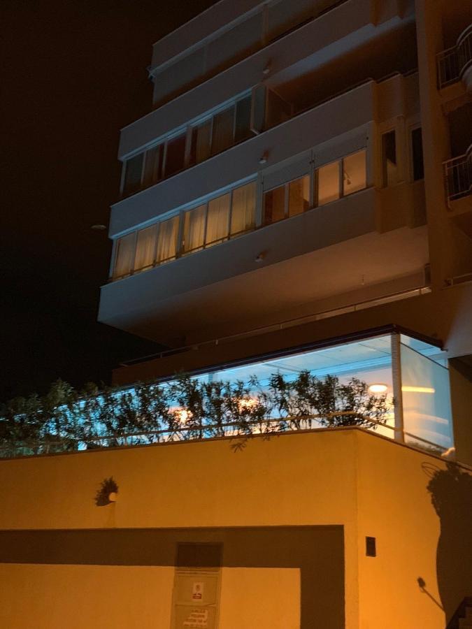 Apartment Relax Whit Big Terrace 170M2 Near The Beach 스플리트 외부 사진