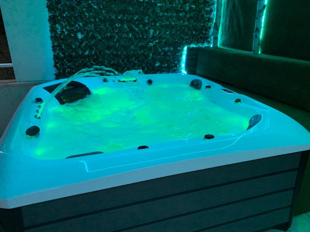Apartment Relax Whit Big Terrace 170M2 Near The Beach 스플리트 외부 사진