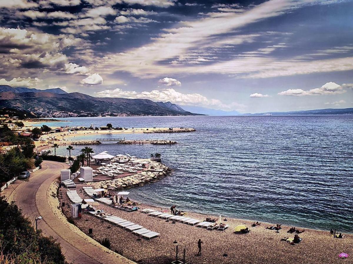 Apartment Relax Whit Big Terrace 170M2 Near The Beach 스플리트 외부 사진