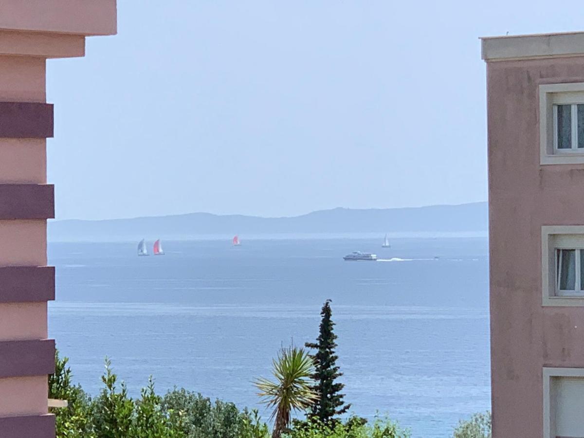 Apartment Relax Whit Big Terrace 170M2 Near The Beach 스플리트 외부 사진