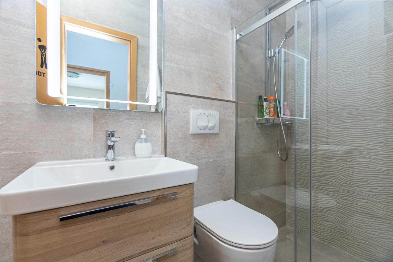 Apartment Relax Whit Big Terrace 170M2 Near The Beach 스플리트 외부 사진