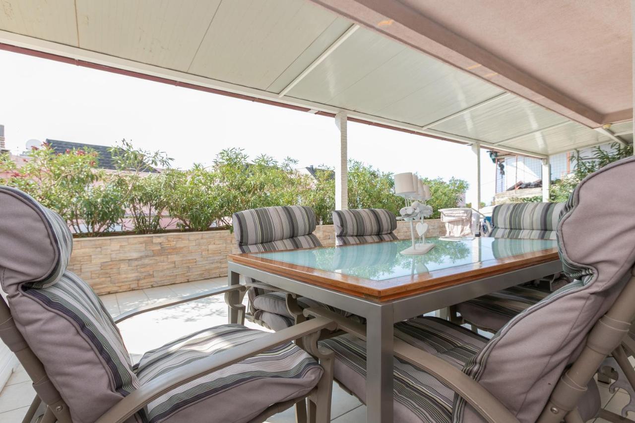 Apartment Relax Whit Big Terrace 170M2 Near The Beach 스플리트 외부 사진