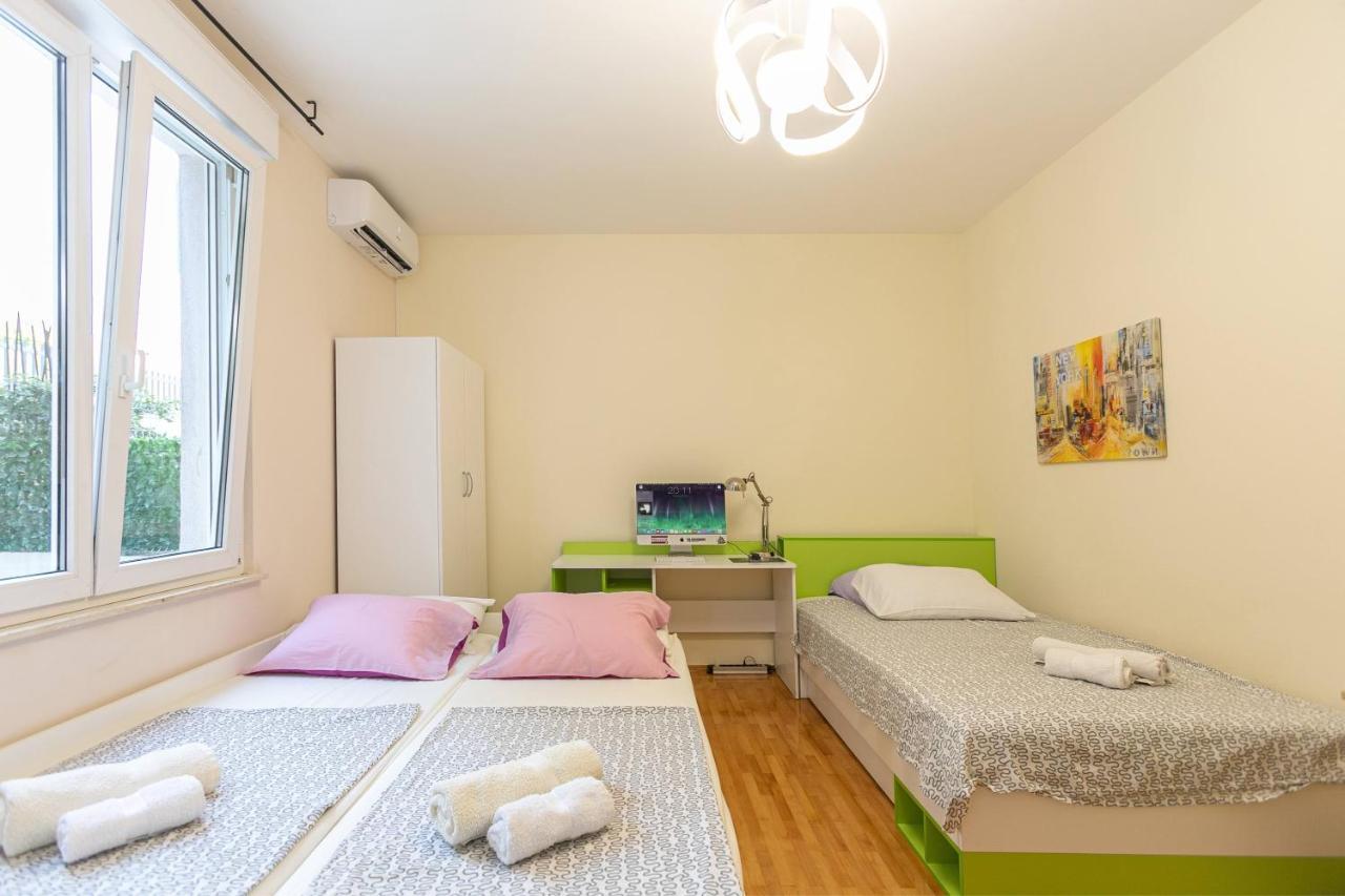 Apartment Relax Whit Big Terrace 170M2 Near The Beach 스플리트 외부 사진