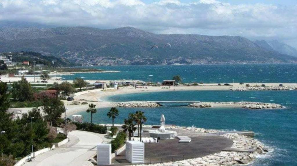 Apartment Relax Whit Big Terrace 170M2 Near The Beach 스플리트 외부 사진